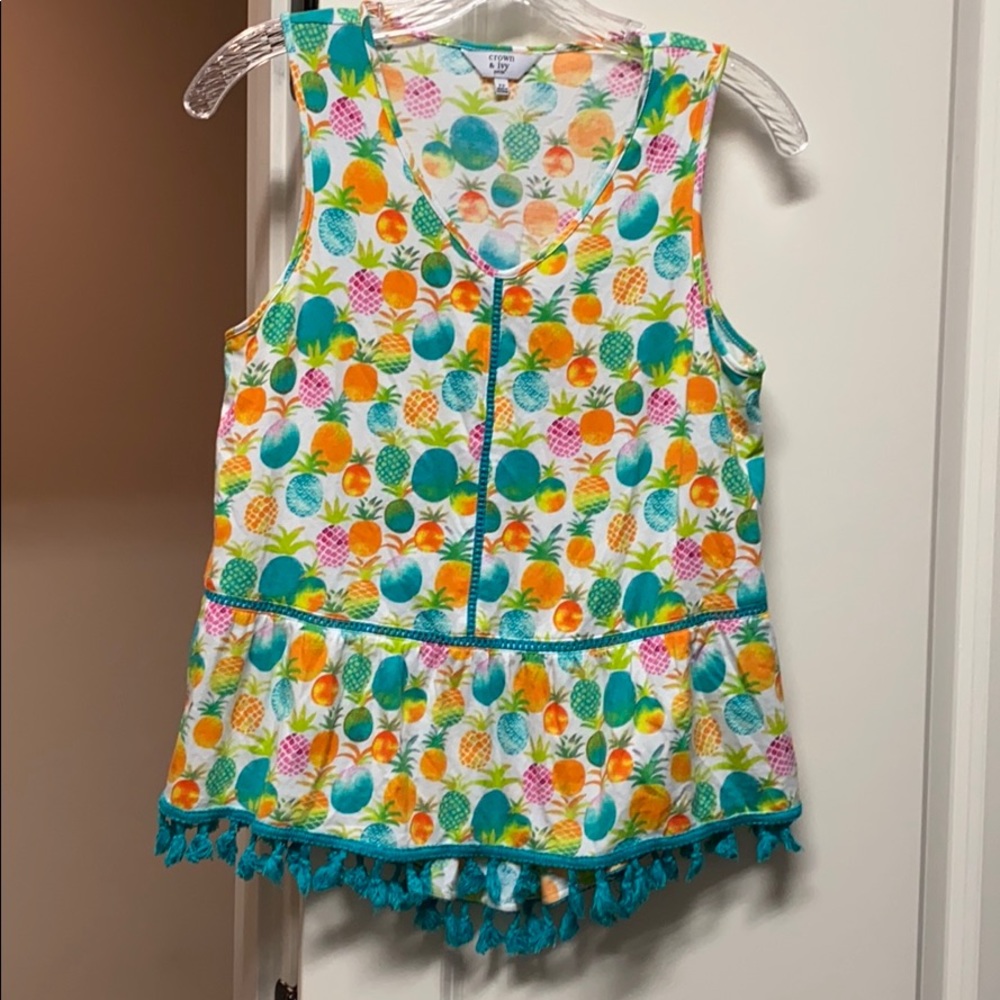 Crown & Ivy Sleeveless Top
